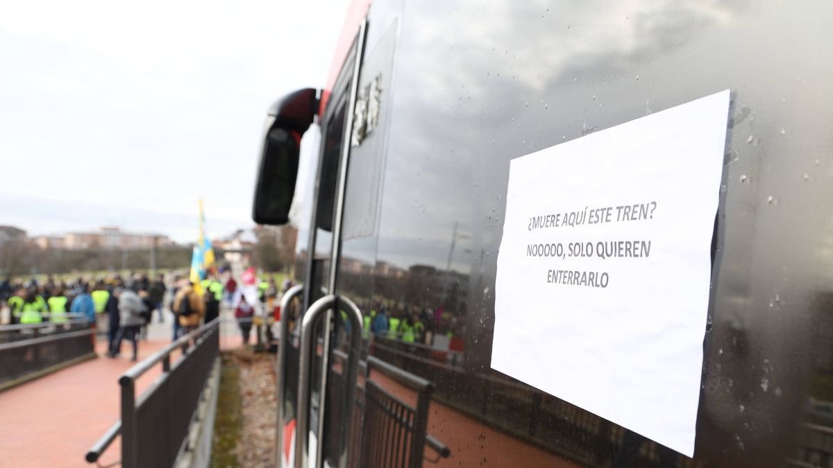 Miles de viajeros marcharon desde la parada de La Asunción el 18 de enero.