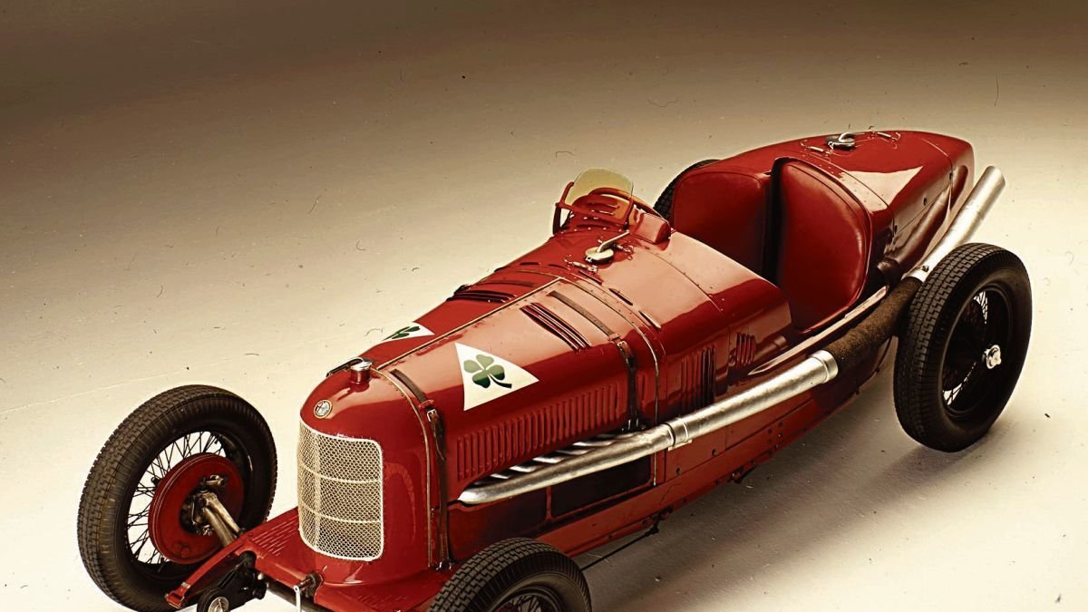 Alfa «P2»… simbología deportiva.