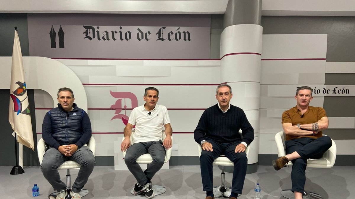 Óscar Díez, Fraguas, Juan Simón y José Antonio Pérez.