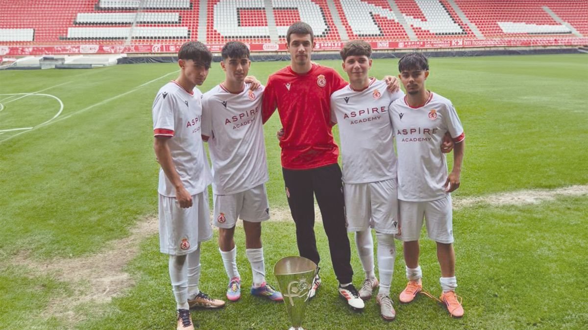 Manuel Robles, Diego Julián, Raúl Calvo, Ángel Ochoa e Izan Iglesias.