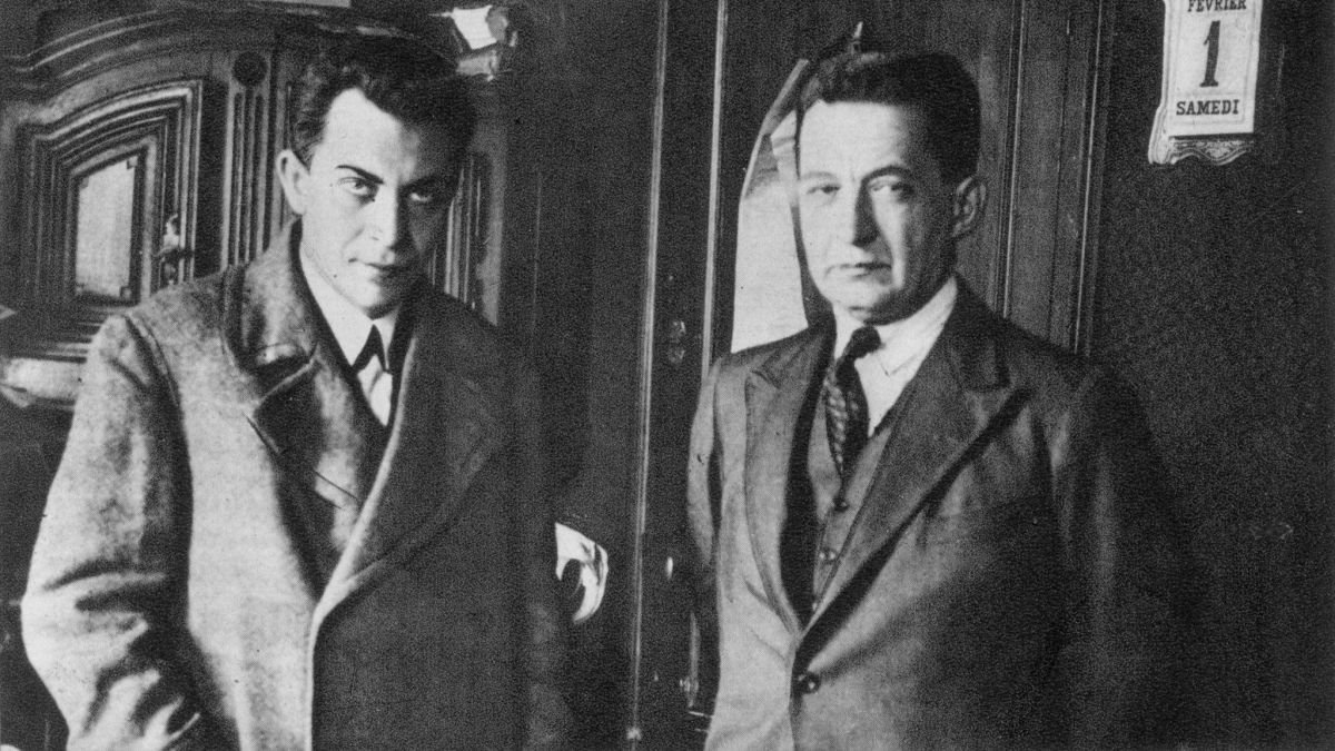 Manuel Chaves Nogales en una imagen histórica