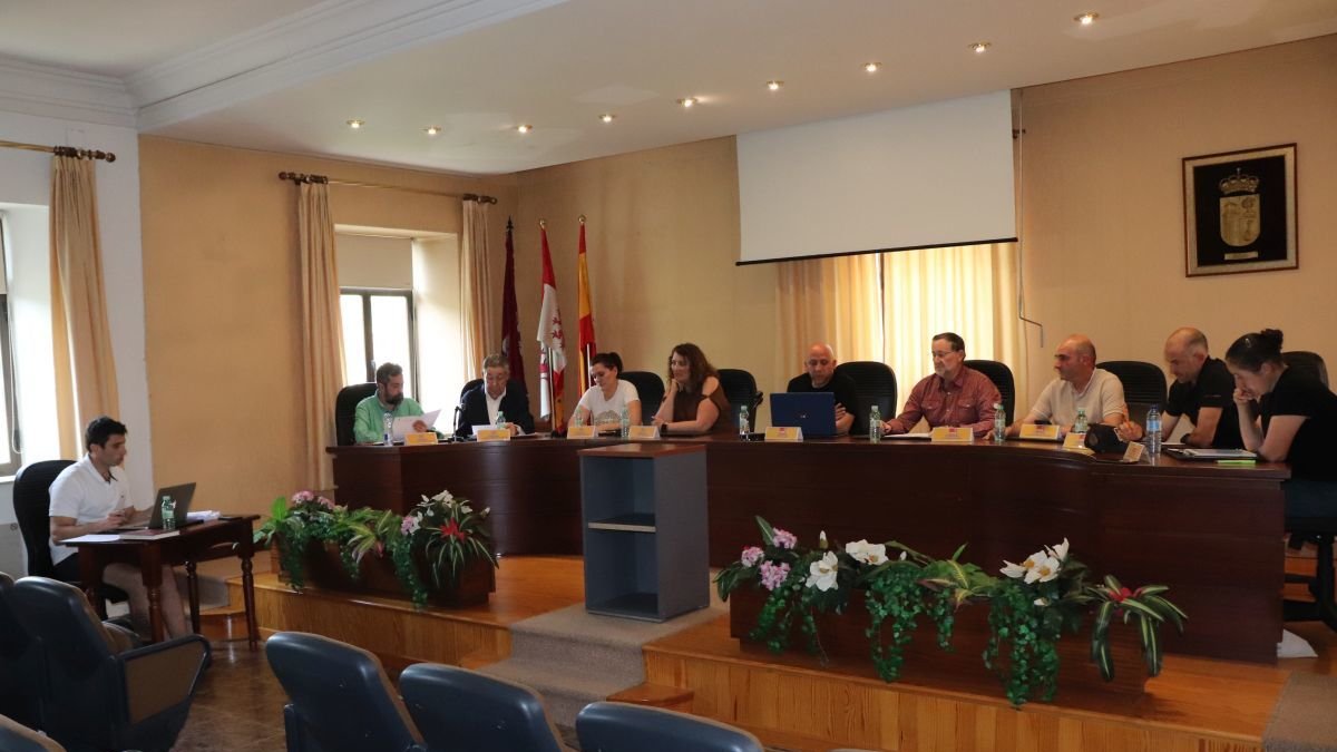Última sesión plenaria en el Ayuntamiento de Boñar.