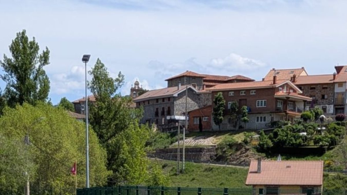 Imagen del vallado en el recinto.