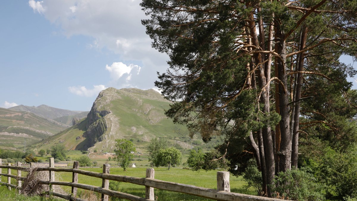 El paisaje es la seña de identidad del municipio de Cabrillanes.