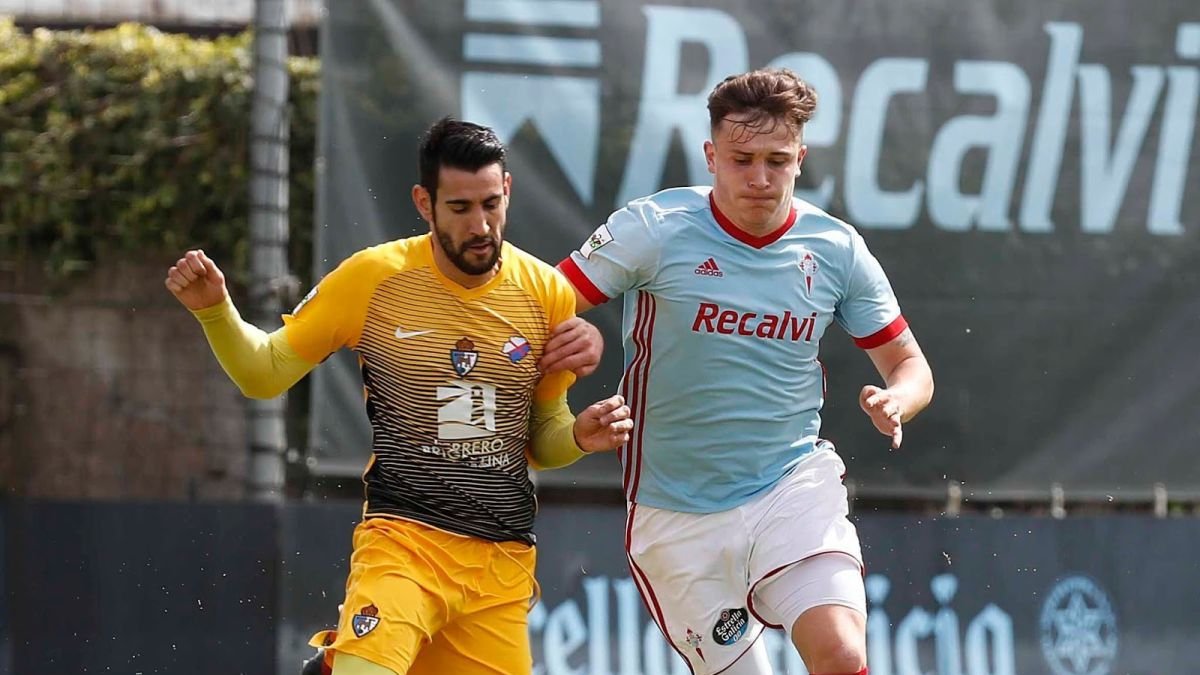Eckert en el duelo contra la Ponferradina de la temporada 2017-18.