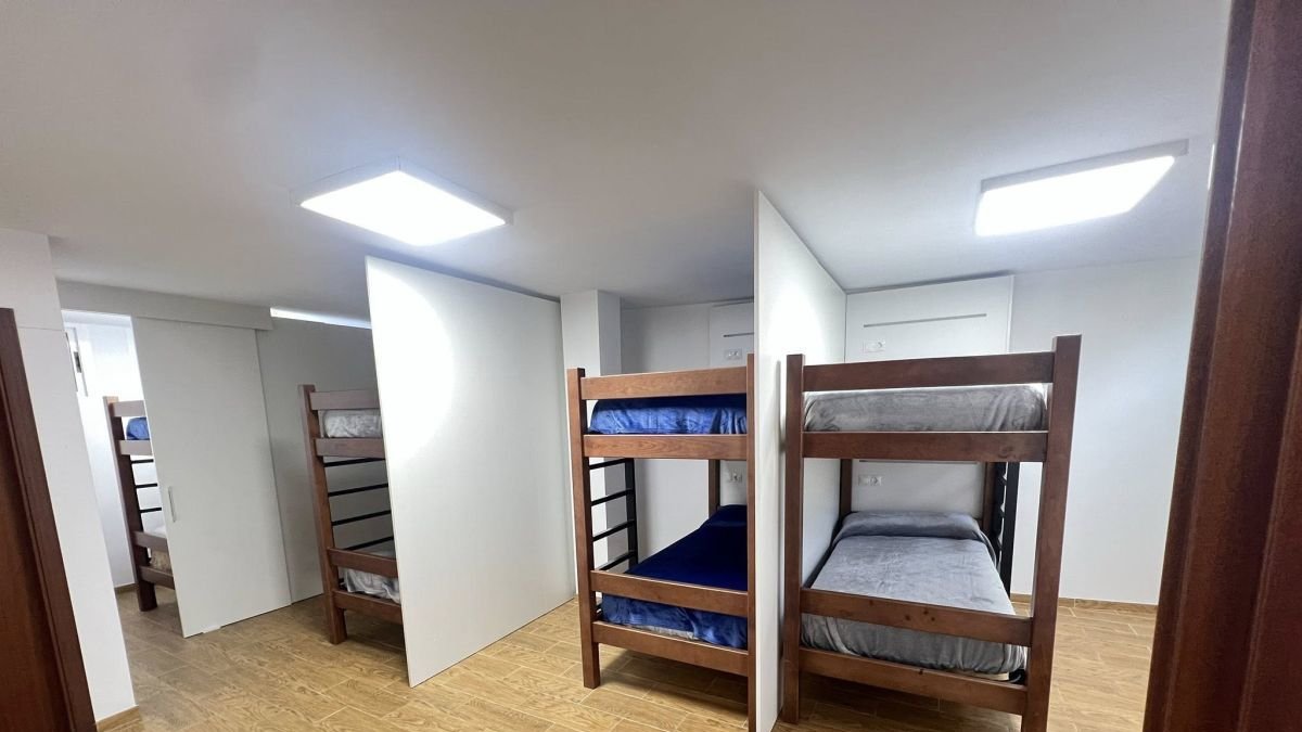 Aspecto del nuevo albergue de Puente de Domingo Flórez.