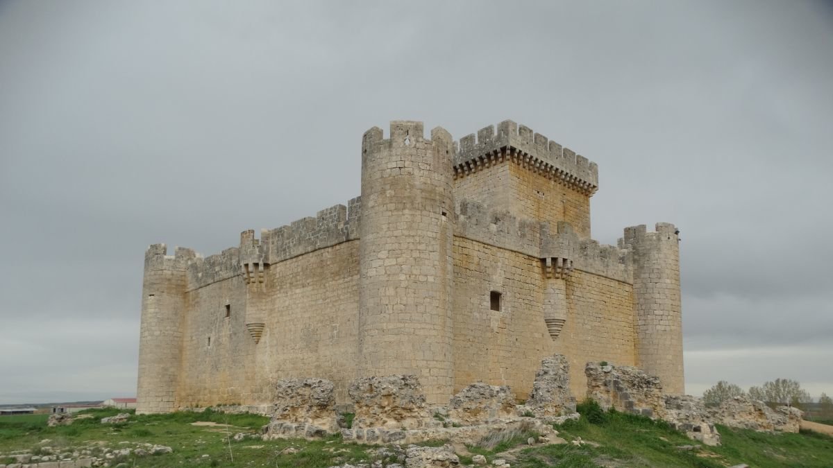 Castillo de Villalonso, lugar de la fiesta.