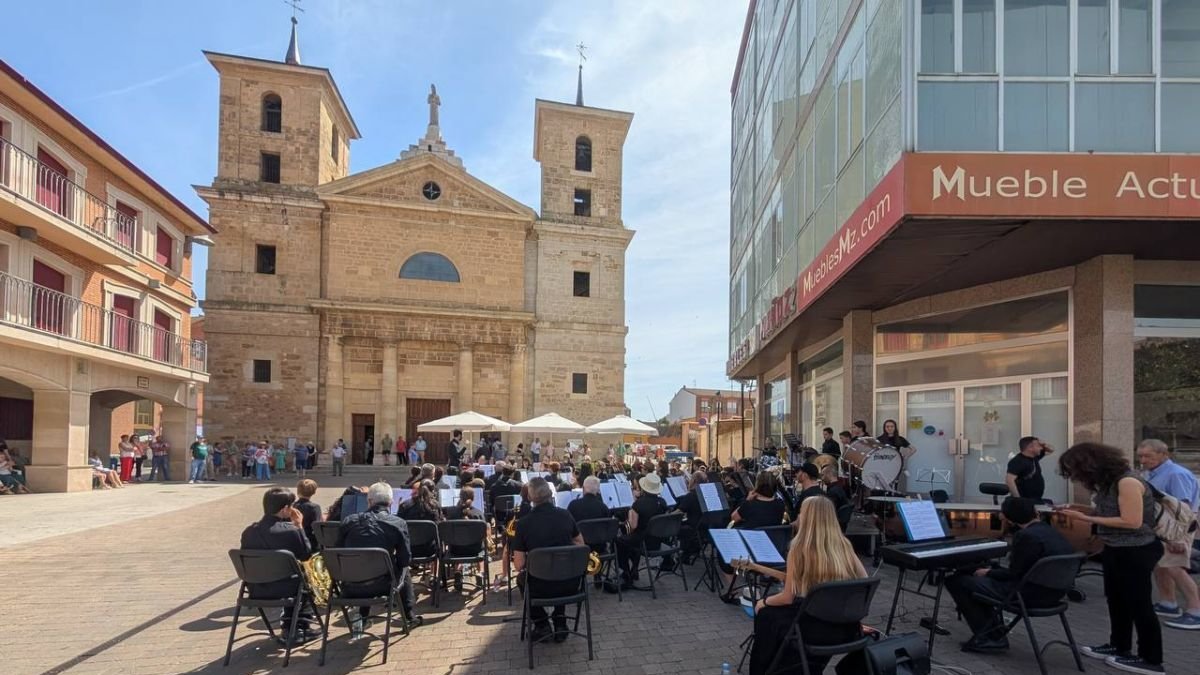La plaza Mayor fue la sede del concierto.