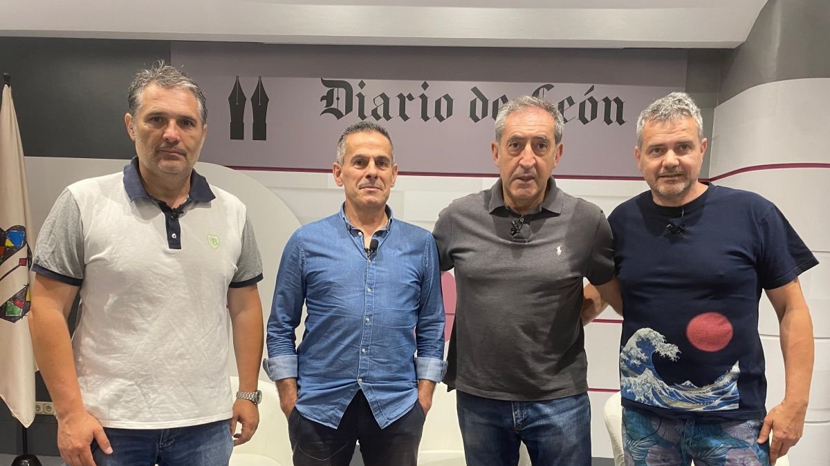 Óscar Díez, Á. Fraguas, Juan Simón y Raúl Castro.