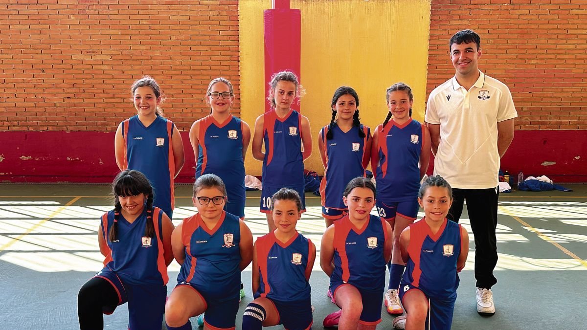 Formación del Divina Pastora A, brillante campeón del torneo.