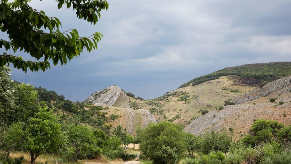 Carrocera es montaña, pastos, piedra e historia.