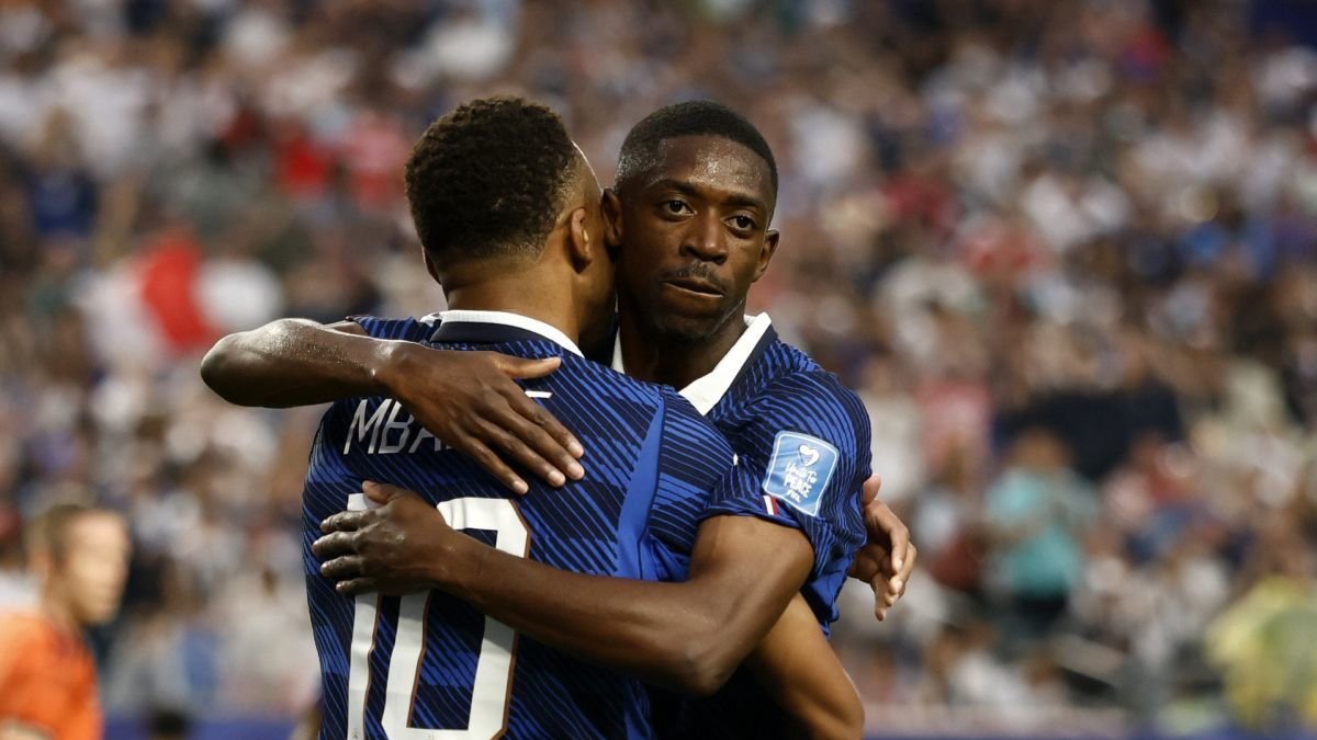 Kylian Mbappé y Ousmane Dembélé forman una pareja letal.