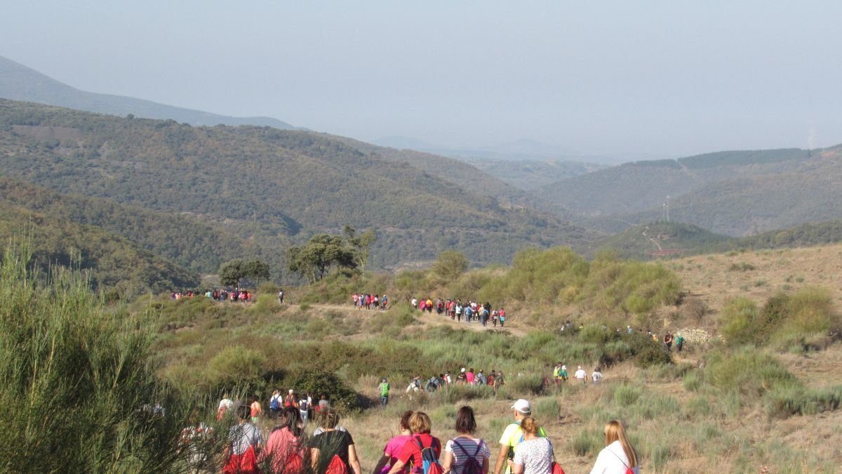 Una de las rutas de peregrinación a su paso por la comarca del Bierzo, con Camino Olvidado y Camino de Invierno.