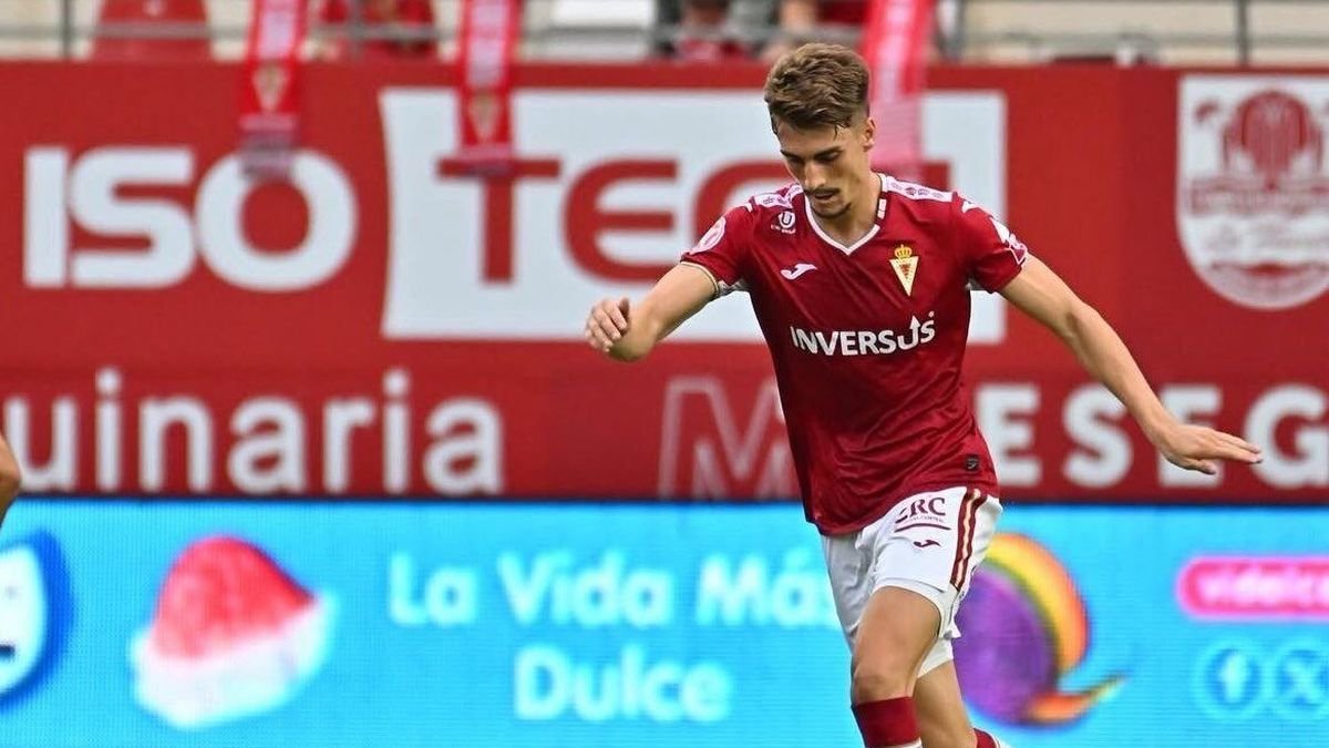 Antxon Jaso en un partido de la temporada 2025-2026 con el Real Murcia.