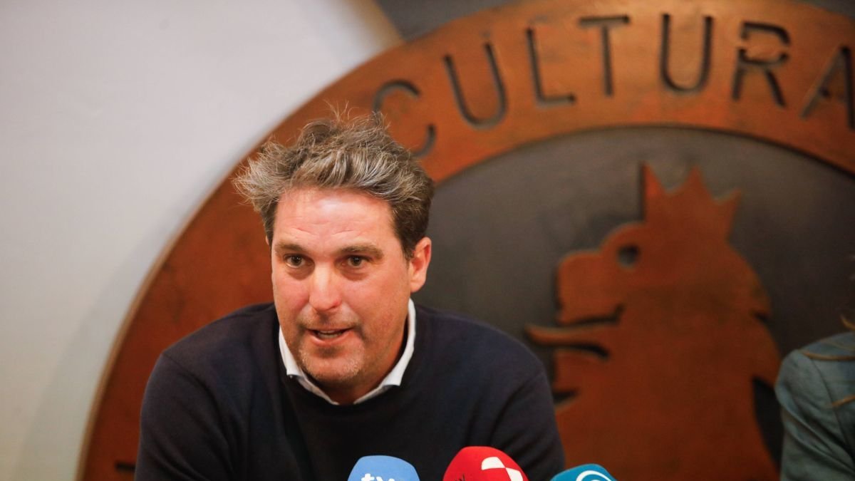 Asier Goiria, encargado de confeccionar la plantilla.