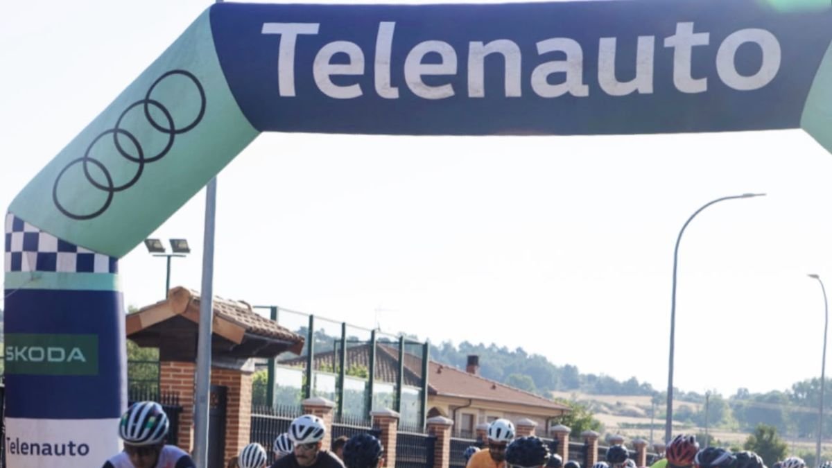 La Marcha BTT 'Vega del Tuerto' reunió a más de 150 ciclistas en la línea de salida.