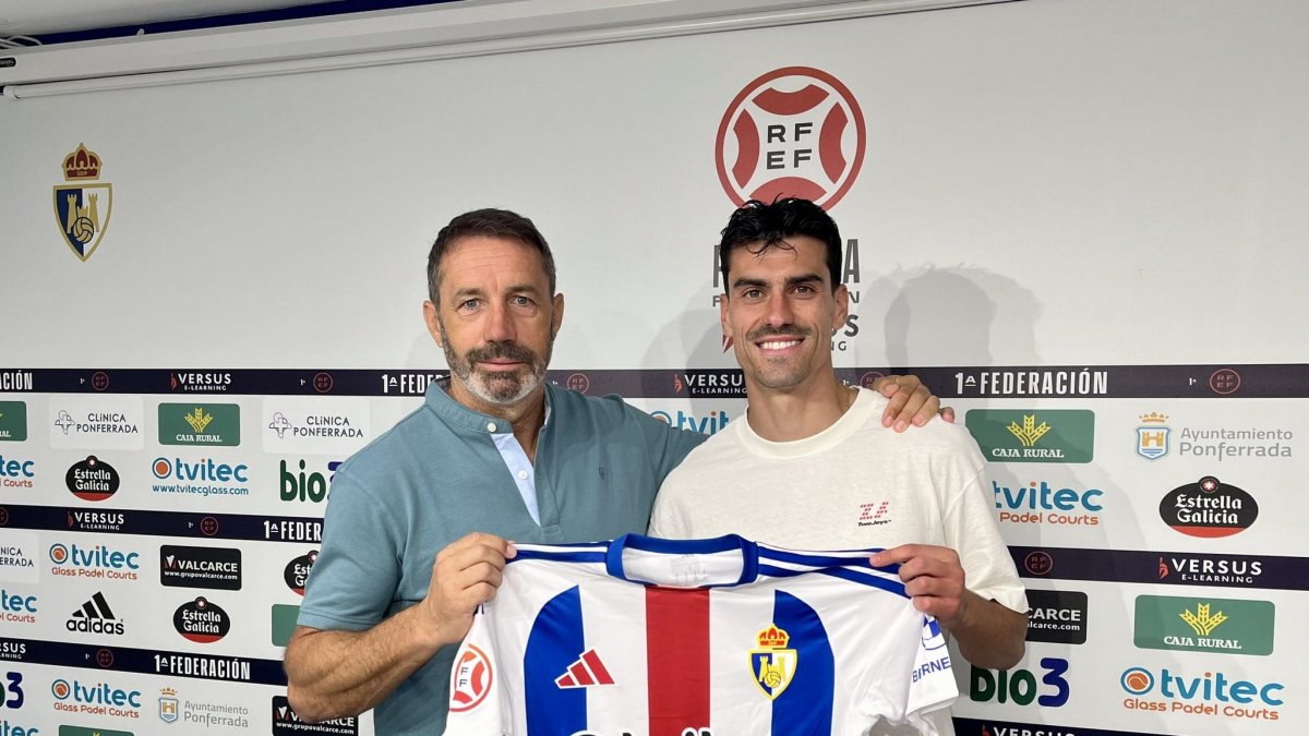 Arturo Molina: "Con tiempo y trabajo se verá una Ponferradina con identidad y sabiendo a lo que juega”