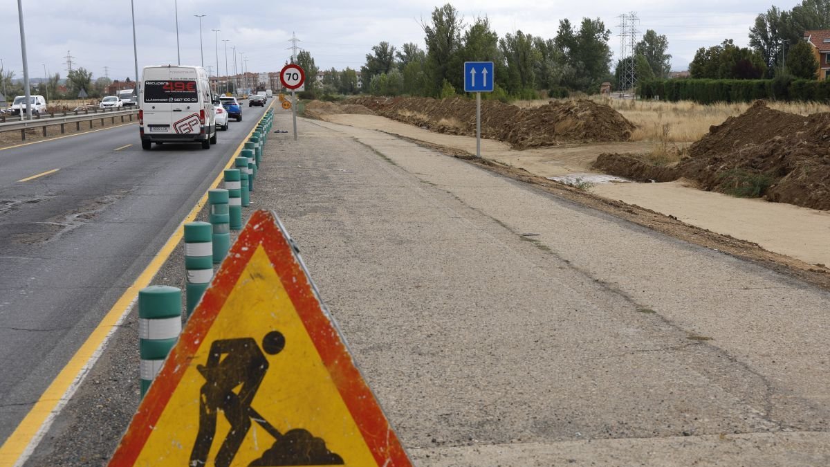 Arrancan las obras en el acceso a La Candamia