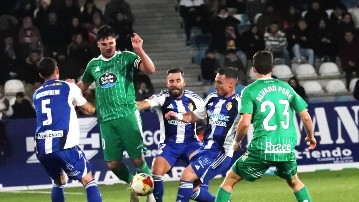 Tras ganar 2-0 al Ourense CF una semana antes, la SDP venció 3-0 al Racing en enero.