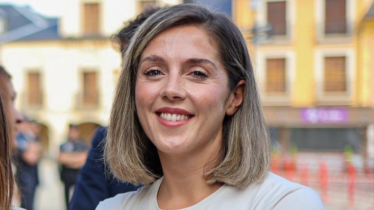 Lorena Valle Alba en la fiestas de la Encina de Ponferrada este año.