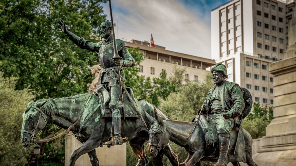 Don Quijote de la Mancha y Sancho Panza.