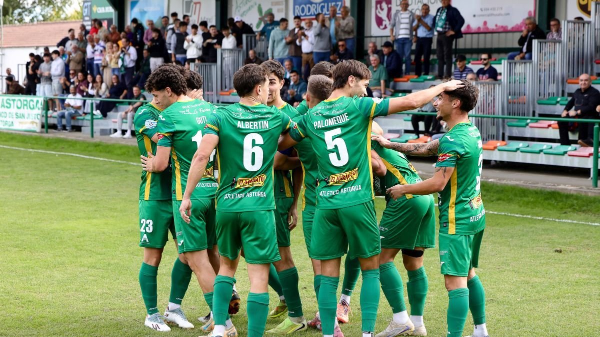 Viaje de tres puntos a Santiago para el Atlético Astorga