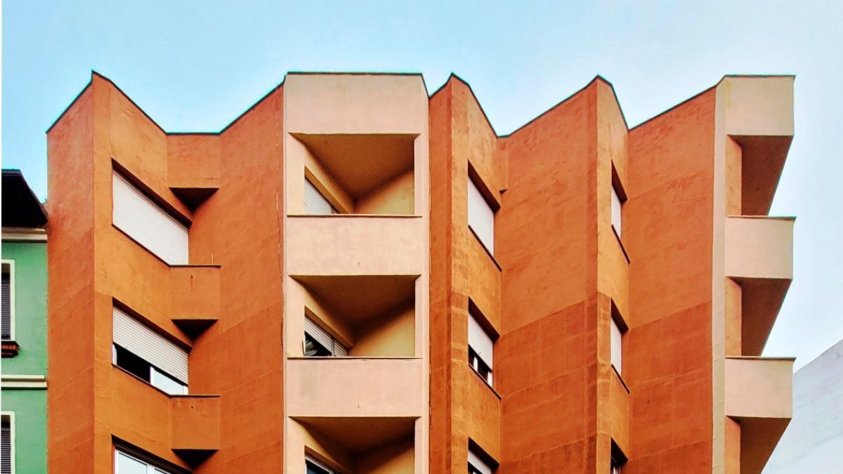 C/ Obispo Manrique, número 8.