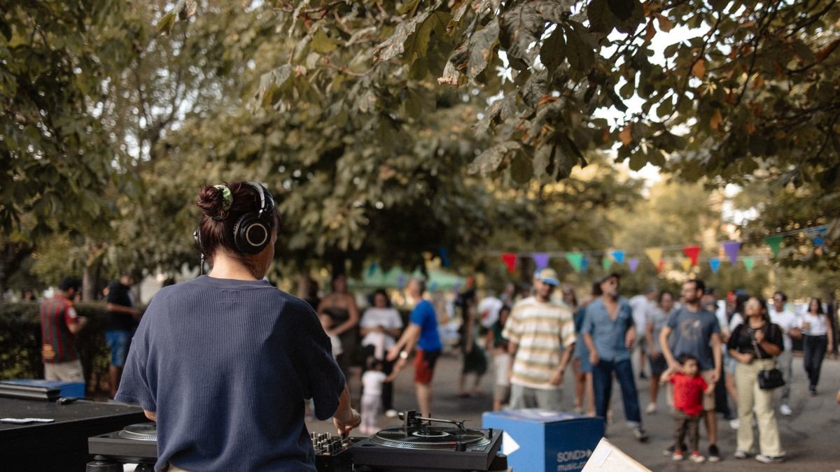 Una ciudad al ritmo de Sonda