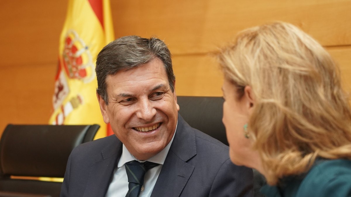 La Junta creará un nuevo fondo para rescatar empresas viables en dificultades y una estrategia para captar multinacionales