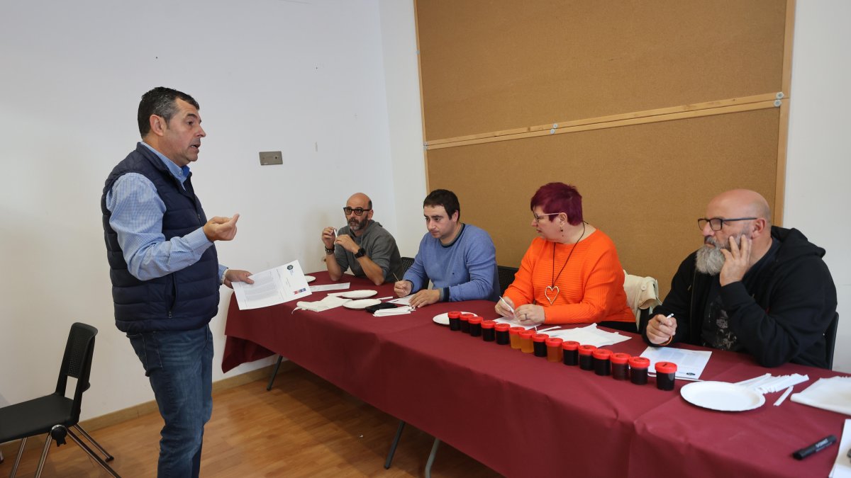 Espina de Tremor pone el sabor ganador en la Feria de la Miel de Camponaraya