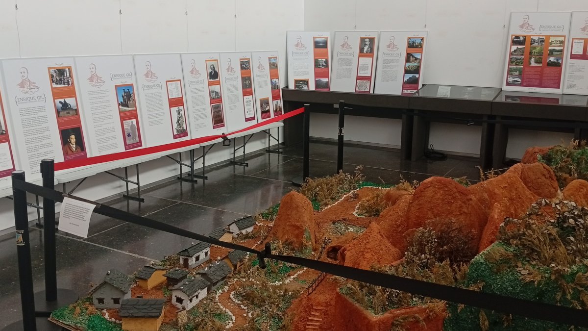 Una exposición descubre el legado de Enrique Gil y Carrasco en la Casa del Parque de Las Médulas