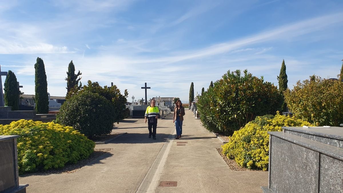 Santa María del Páramo habilita 350 aparcamientos por Todos los Santos