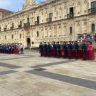 León nombra a los alumnos de la Academia Básica del Aire Hijos adoptivos de la ciudad.