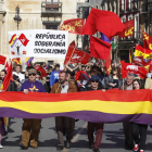 Banderas republicanas ante la Diputación Provincial.