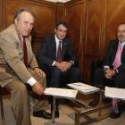 Fernández, Majo y Rey, en la Diputación.