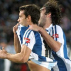 El centrocampista de la Real Xabi Prieto celebra el gol conseguido ante el Athletic de Bilbao.