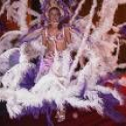 Yanet, feliz tras ser elegida reina del carnaval