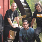 Los actuales integrantes del legendario grupo de música folk La Musgaña. DL