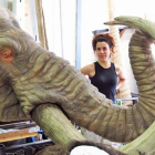 Rut García Álvarez nació en 1978 y comenzó su labor como experta en pintura escénica y atrezzo en la película ‘El laberinto del fauno’, Oscar a la mejor dirección de arte en 2007