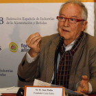 José Peñín durante el debate.