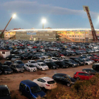 Imagen del aparcamiento del estadio Reino de León en la tarde de ayer. SECUNDINO PÉREZ