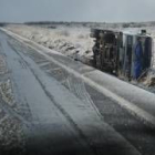 Los camiones no pudieron transitar por Pajares; la AP-66 estuvo cerrada también siete horas al trans