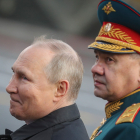 El ministro de Defensa ruso, Sergei Shoigu junto al presidente Vladimir Putin. EFE/EPA/MAXIM SHIPENKOV