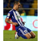 El jugador de la Deportiva Urko Vera se lamenta de una ocasión fallada.