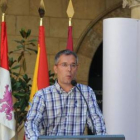 López Benito presentó ayer la primera edición de la carrera Camino de Santiago.
