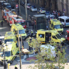 Una furgoneta arrolla a varias personas en la Rambla de Barcelona