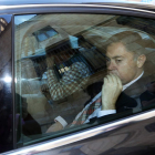 Barazón, saliendo detenido de la Diputación.