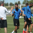 El equipo blanquiazul volvió ayer a los entrenamientos con casi toda la plantilla disponible. L. DE LA MATA