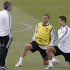 Mou junto a Pepe y a Cristiano Ronaldo.