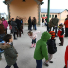 Un grupo de niños en una de las actividades organizadas en el Valentín García Yebra.